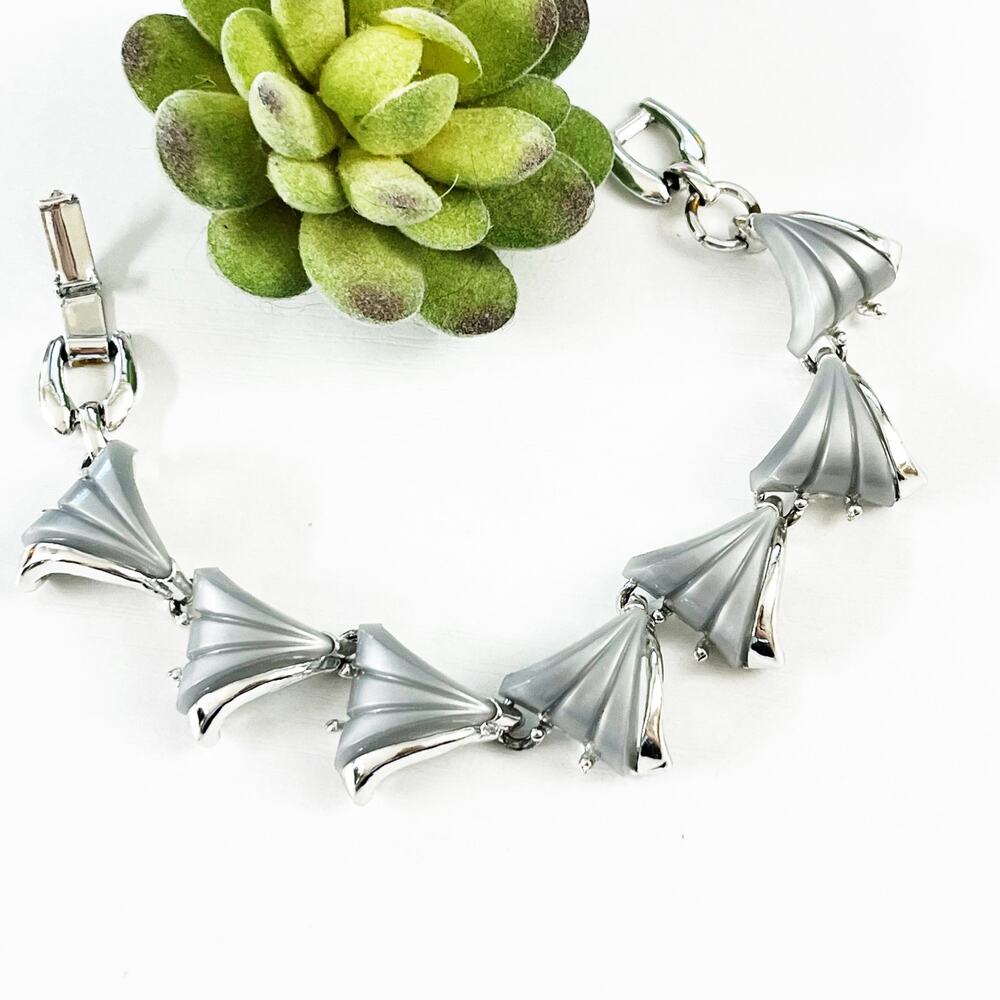 Vintage Silver Wing Thermoset Bracelet